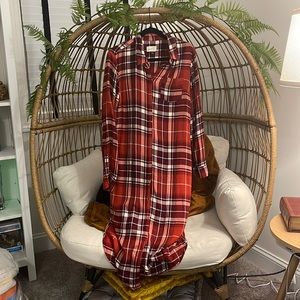 MOVING SALE. MOST ITEMS $20 OR LESS. Universal Thread plaid midi dress